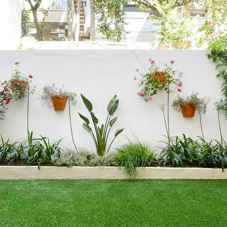 Garden Retreat Apartment Lisbon