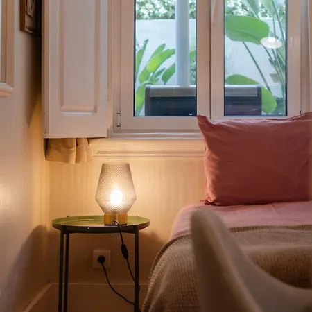 Apartment Garden Retreat